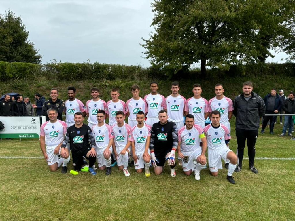 Le FC Philbert-Réorthe-Jaudonnière. Football. Coupe des Pays de la Loire.