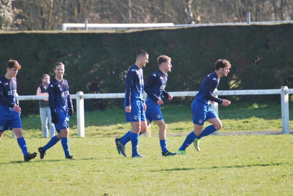 Mathis Proust. ESD. Saint-Denis-La-Chevasse. Football. D1.